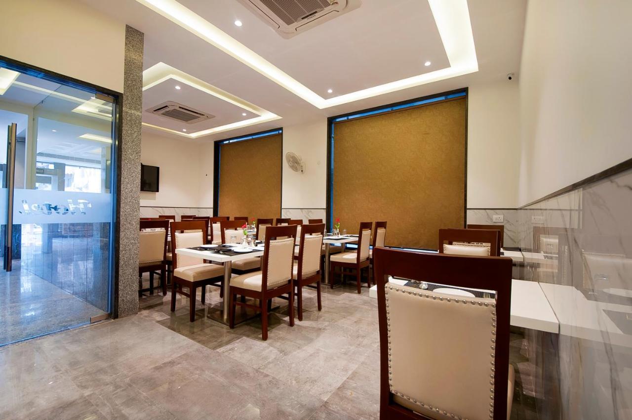 Hotel Z Suite-Near Delhi Airport Нью-Делі Екстер'єр фото